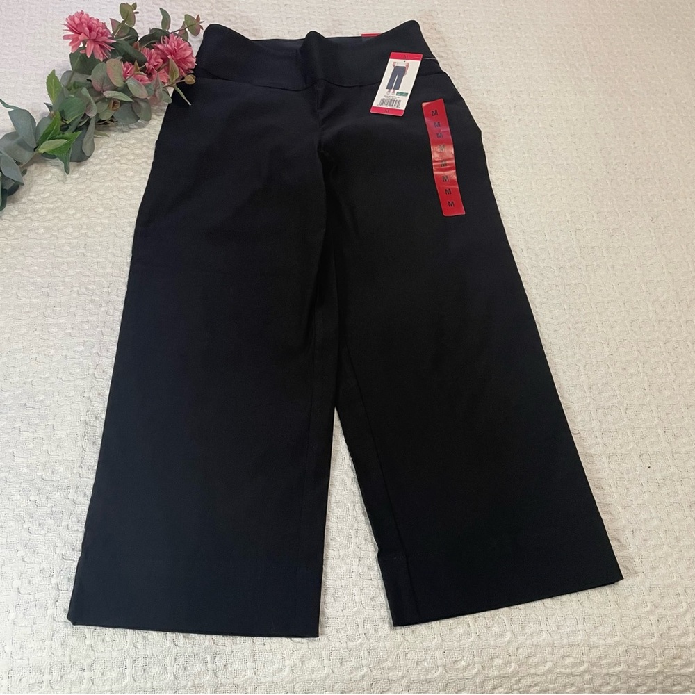 S C & Co Black Women’s Tummy Control‎ 
Size medium
